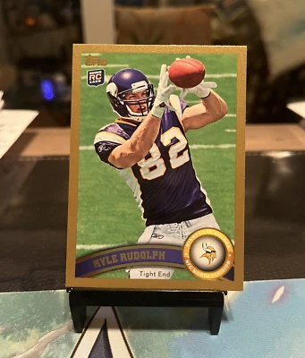 Tarjeta de radiocontrol Kyle Rudolph Topps Gold Rookie 2011 en serie # 2011 Vikings 14A Foto 1 de 2