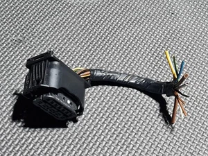 BMW dynamic WIRING harness plug connector part number 6925638 (10) wire/pin - Picture 1 of 6