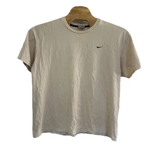 Camiseta Y2K Nike Etiqueta Plateada Amarillo Claro Talla Para Hombre XL Cuadrada Bordada Swoosh - Imagen 1 de 6