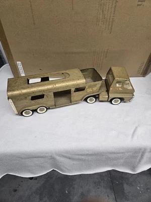 Structo Vista Dome Horse Van Trailer Semi 1966 - Image 1 of 4