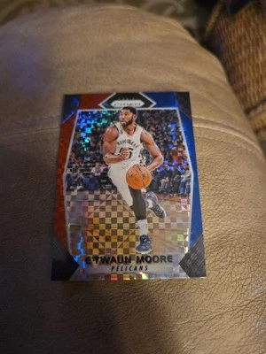 2017-18 Panini Prizm E'Twaun Moore Red White Blue #128 New Orleans Pelicans - Image 1 of 2