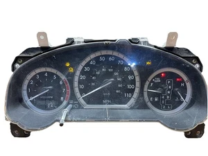 Toyota Sienna 2004 2005 velocímetro medidor de racimo odómetro 105.368 millas #D23 - Imagen 1 de 5