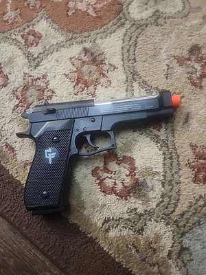 airsoft pistols spring - Image 1 of 3