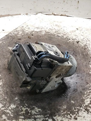 Conjunto de actuador y bomba de freno antibloqueo cuadrado para 00-04 AVALON 1322443 Foto 1 de 4