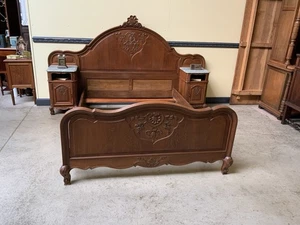 Antikes Historismus Louis XV Bett mit 2 Nachtschränken - Lieferung möglich! - Bild 1 von 24