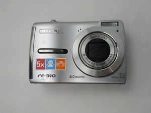Olympus FE-310 8.0MP 5X Optical Zoom Digital Camera Silver NOT WORKING For Parts - Bild 1 von 5