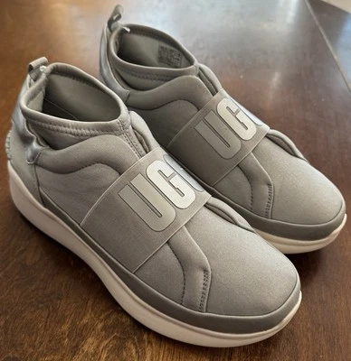 ZAPATILLAS UGG Neutra NEOPRENO Moda en la Era Espacial Gris Plateado MUJERES 10 EE. UU. NUEVAS SIN CAJA Foto 1 de 4