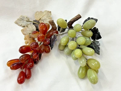 Rebe, Weintrauben - Halbedelstein, Jade, Achat, sehr realistisch gearbeitet - Bild 1 von 4