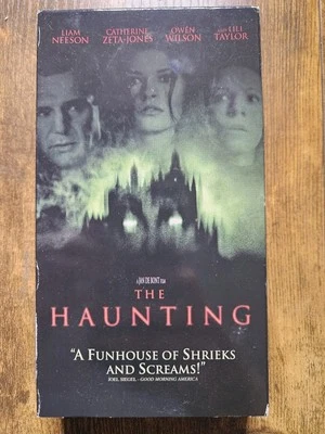 The Haunting (VHS, 1999) Liam Neeson, Catherine Zeta-Jones, Owen Wilson Foto 1 de 3