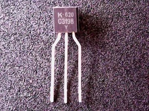 2SC3198 - KEC Transistor NPN 60V 150mA (TO-92) - Bild 1 von 1