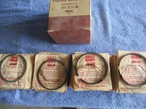 Vintage Ford NOS new V8 / 8-Cylinder Piston Ring Set 8EQ-6149F Vintage Parts - Bild 1 von 1