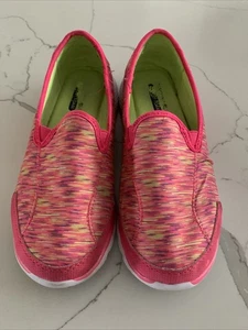 Womens Size US 9.5 Danskin Now Slip-On Pink Multicolor Sneakers Shoe Preowned - Picture 1 of 15