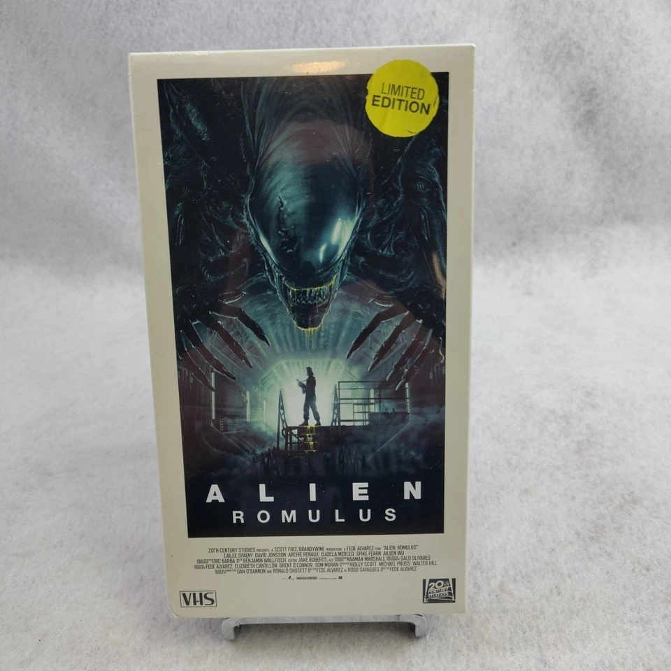 Alien Romulus VHS 2024 Retro Aliens Sci-Fi New & Sealed Tape Video Movie 👽 - Image 1 of 4