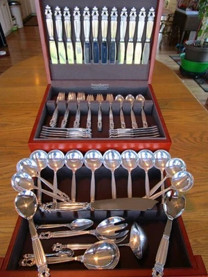 JUEGO DE CUBIERTOS BELLOTA COMO NUEVO DE GEORG JENSEN PLATA ESTERLINA S-12+8 SERVIDORES+PECHO-80P Foto 1 de 4