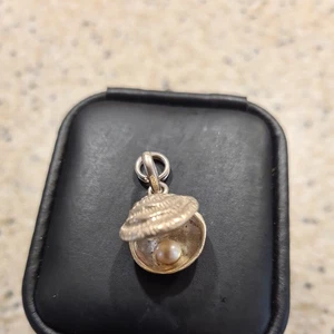 Silver Oyster Charm Pendant with pearl - Picture 1 of 5