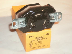 HUBBELL HBL3330 EINZELSTECKDOSE 125/250V 30A 3P 3W NICHT ERDEND KERAMIK 3330 - Bild 1 von 1