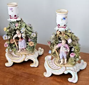 Antica COPPIA candelabri statuina porcellana Meissen cameretti floreali 5,5" H - Foto 1 di 22