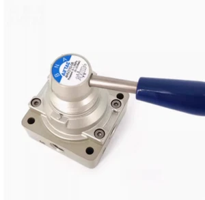 Vier Anschlüsse Dreistellungen Handdrehschieber 4HV210-08 - Bild 1 von 2