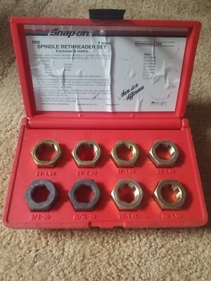 Snap-On RD8 Spindle Rethreading Set Fractional & Metric 8 Piece - Image 1 of 4