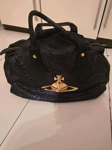The Vivienne Westwood Chancery Heart Leather Tote Bag - Picture 1 of 6