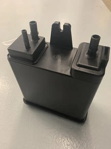 Bote de carbón evaporativo para Cadillac Escalade Chevrolet - Imagen 1 de 4