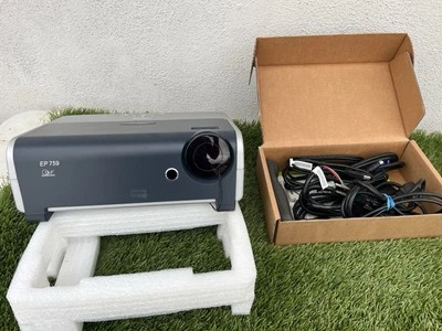 Proyector Texas Instruments Optoma EP759 DLP 3500 LÚMENES ANSI usado funcionando Foto 1 de 4
