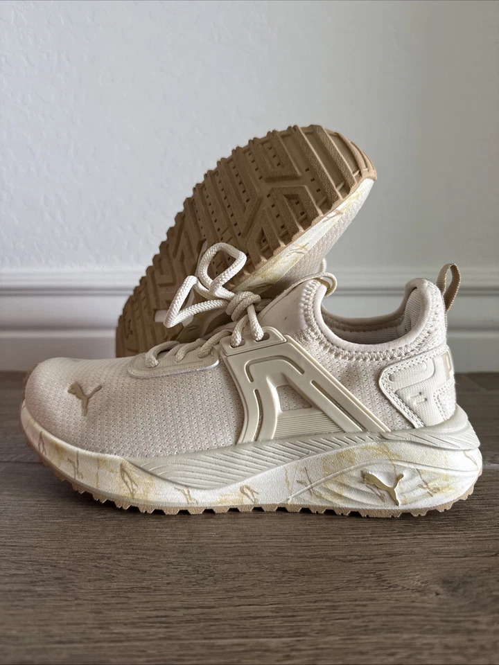 彪马 Pacer 女式 Alpine Snow Gold 带大理石跑步鞋 396263-03 尺码 6 — 第 1/4 张图片