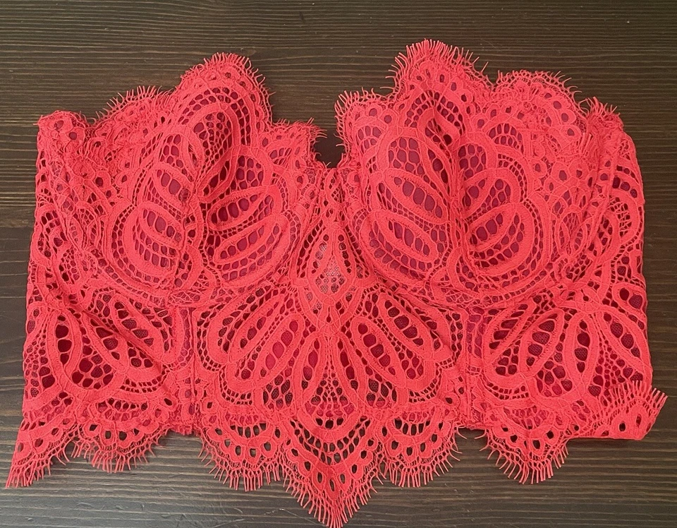 SUJETADOR VICTORIA’S SECRET Rojo Dream Angel forrado sin tirantes 32B sin correas Foto 1 de 4