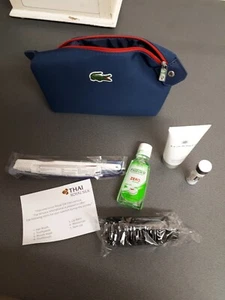 Lacoste Thai Airways Business Class Amenity Bag Set Navy Blau Reisegröße  - Bild 1 von 9