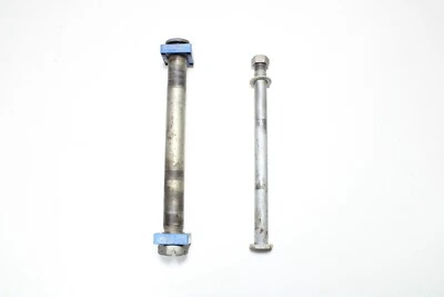 06-21 2011 11 JUEGO Brazo oscilante trasero perno pivote Kawasaki KX250F KX 450F KX250F Z20 Foto 1 de 4