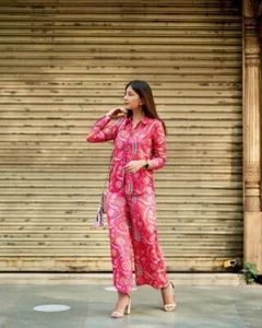 Beautiful Amazing Printed soft Maslin kurta cord set With trendy Red color - Picture 1 of 8