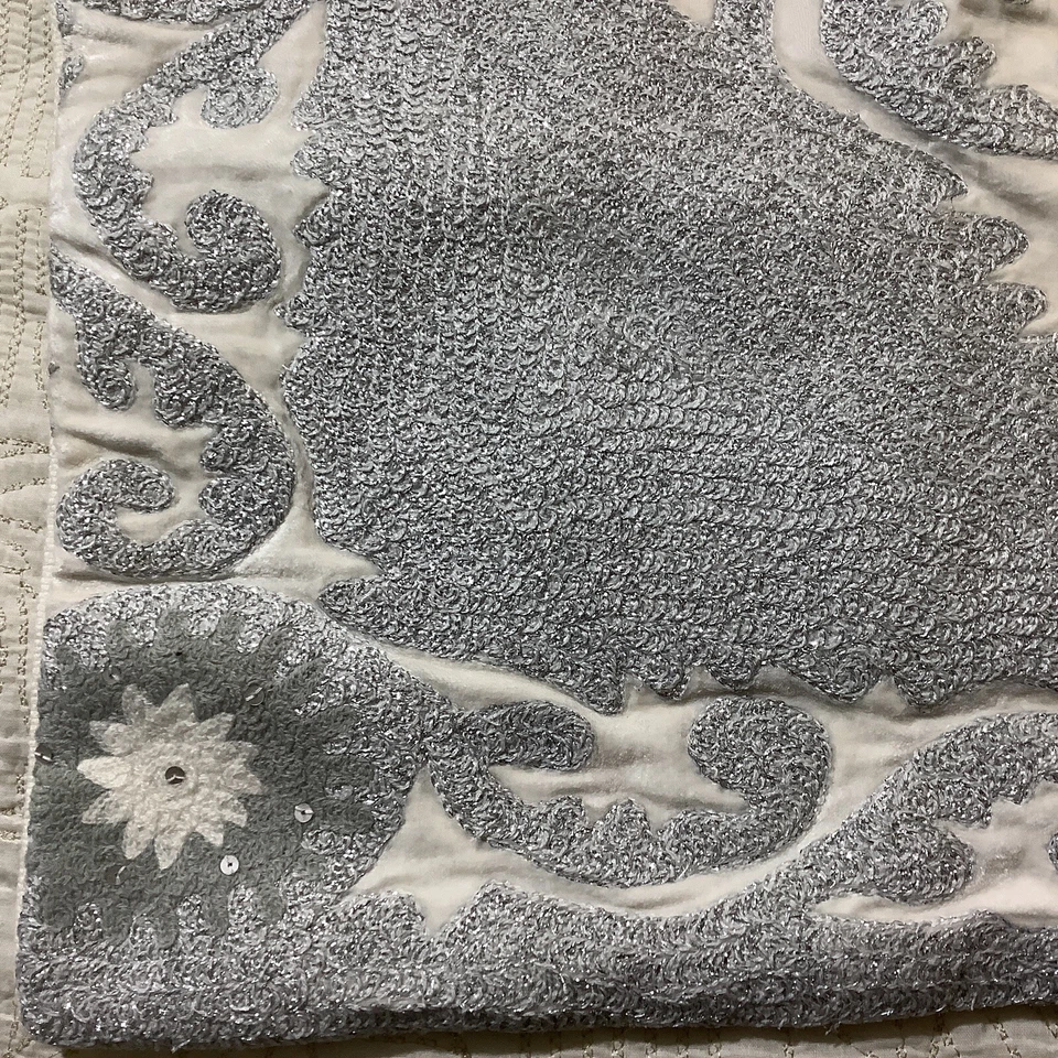 Devi Designs DESIGNER Square Embellished Sequence Pillow Cover Silver Gray Ivory - Изображение 1 из 4