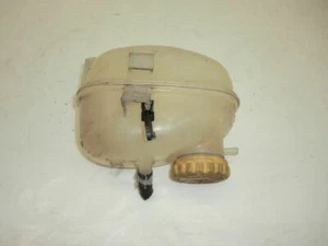 Original Opel Corsa C Kühlwasser Behälter Ausgleichsbehälter 09128766   D2A13571 - Bild 1 von 2