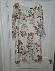 Vestido R&K Crochet Blanco con Diseño Floral Rosa Manga Campana 3/4 Para Mujer 18 - Imagen 1 de 10