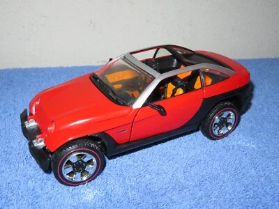 JUNKER JEEPSTER CONCEPT  1:18 MATCHBOX REMOVABLE HOOD, OPENING DOORS & TRUNK - Image 1 of 4