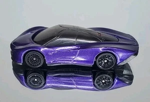 Hot Wheels Nightburnerz Series McLaren Speedtail 5pk Exclusive - Picture 1 of 2