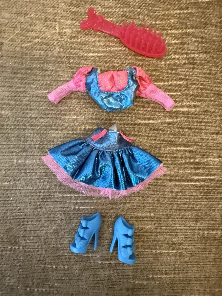 Winx Club Believix Bloom Одежда Топ и Юбка Б/у Щетка и Синие Туфли В комплекте - Изображение 1 из 1