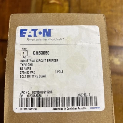 Interruptor de circuito de 3 polos Eaton GHB3050 50A - negro - Imagen 1 de 2
