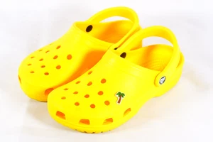 Crocs Classic Yellow Croc Clog Slip On Shoes Palm Tree Charm M-7 W-9 Used - Picture 1 of 12