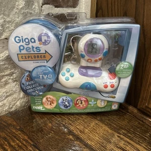 Hasbro Giga Pets Explorer TV Spiel Abenteuer Plug N Play Tiger Spiele Neu Versiegelt - Bild 1 von 6