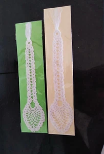 Crochet Hand Made White Cotton Bookmarks x 2 with Tassles - Picture 1 of 9