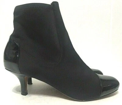 Donald Pliner Ankle Bootie Low Heel Black Stretch Patent Leather Womens Sz 6.5 - Image 1 of 4