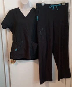 Womens Carhartt Force Black Scrub Set Small Top Medium Pants - Picture 1 of 6