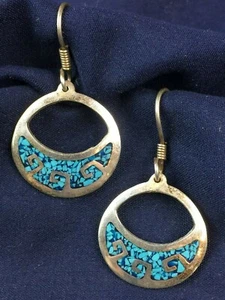 Vintage Mexico Sterling Silver Crushed Turquoise Pierced Earrings TH-10S - Picture 1 of 5