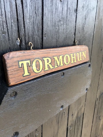 Vintage Tormohun Wooden Sign With Gilt Lettering Advertising Devon/Torbay Cover