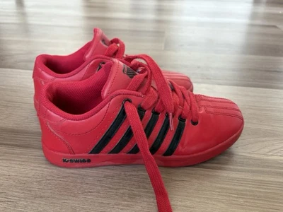 Zapatos K-Swiss Big Kids talla 4 rojos y negros Foto 1 de 4