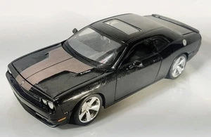 Dodge Challenger SRT Maisto 2008 escala 1:24 - Imagen 1 de 7