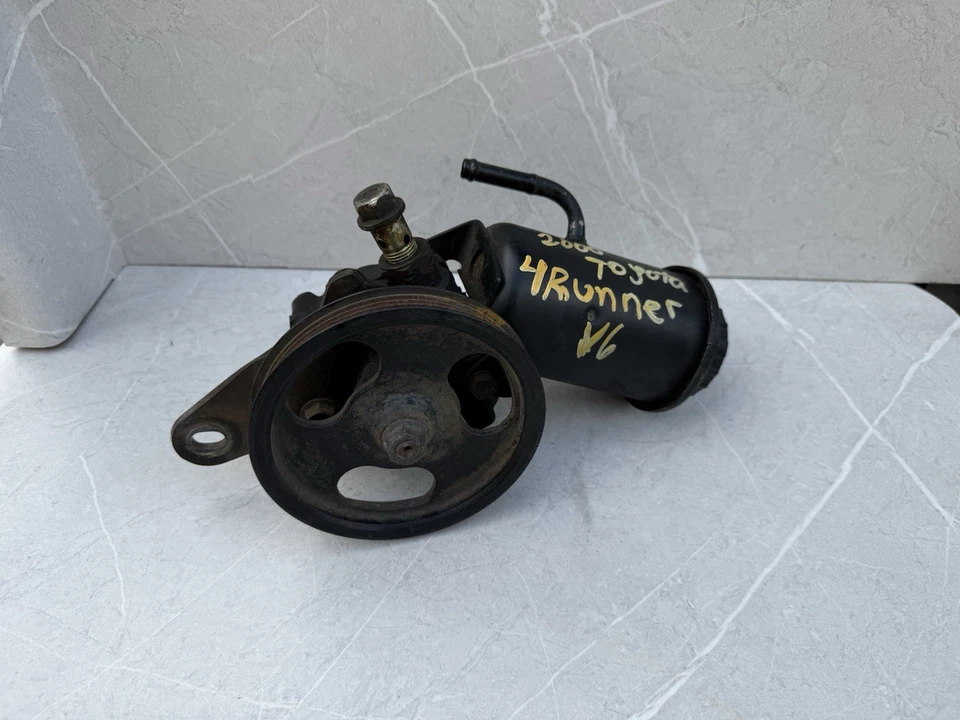 1996-2002 Toyota 4 Runner SR5, насос гидроусилителя руля, 3,4 л V6 5VZFE - Изображение 1 из 4