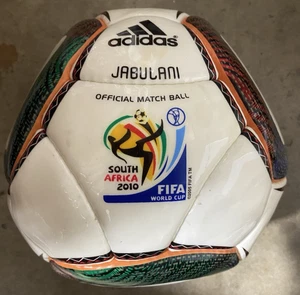 Adidas JABULANI Calcio UFFICIALE MATCH BALL WORLD CUP 2010 CALCIO Pallone Taglia 5 - Foto 1 di 3