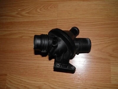 2012-2016 BMW X3 320i 328i 528I F10 F32 F30 - Termostato N20 N26 - Imagem 1 de 4